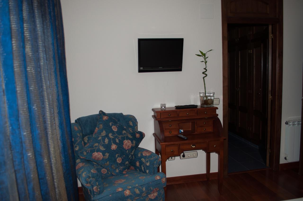 Hotel El Mirador De Fuentes Del Narcea Moncó Habitación foto