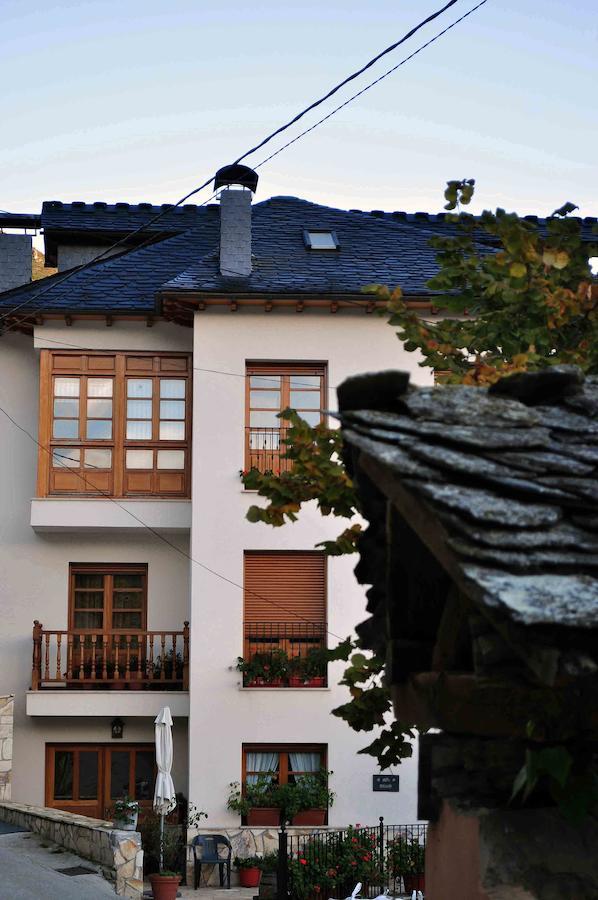 Hotel El Mirador De Fuentes Del Narcea Moncó Exterior foto